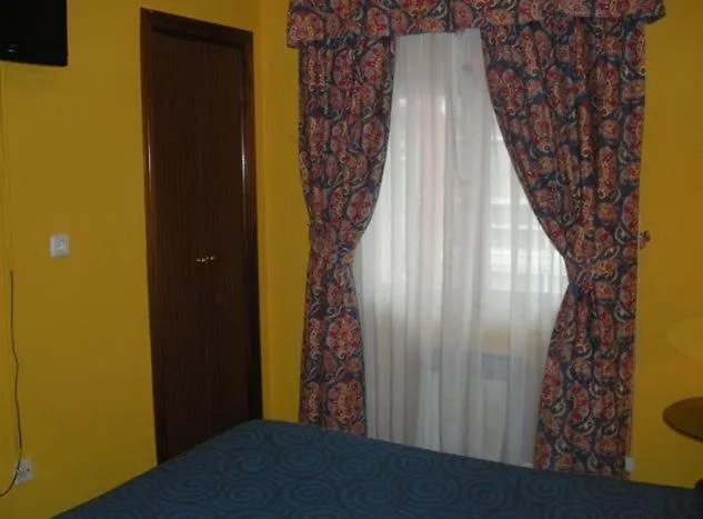 Hotel Amarica Vitoria 0*,  España